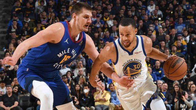 前队友：曾和马拉多纳开车出行，交警把我们拦住只为和他合影（前队友回忆：与马拉多纳同车出行，交警拦停只为合影）