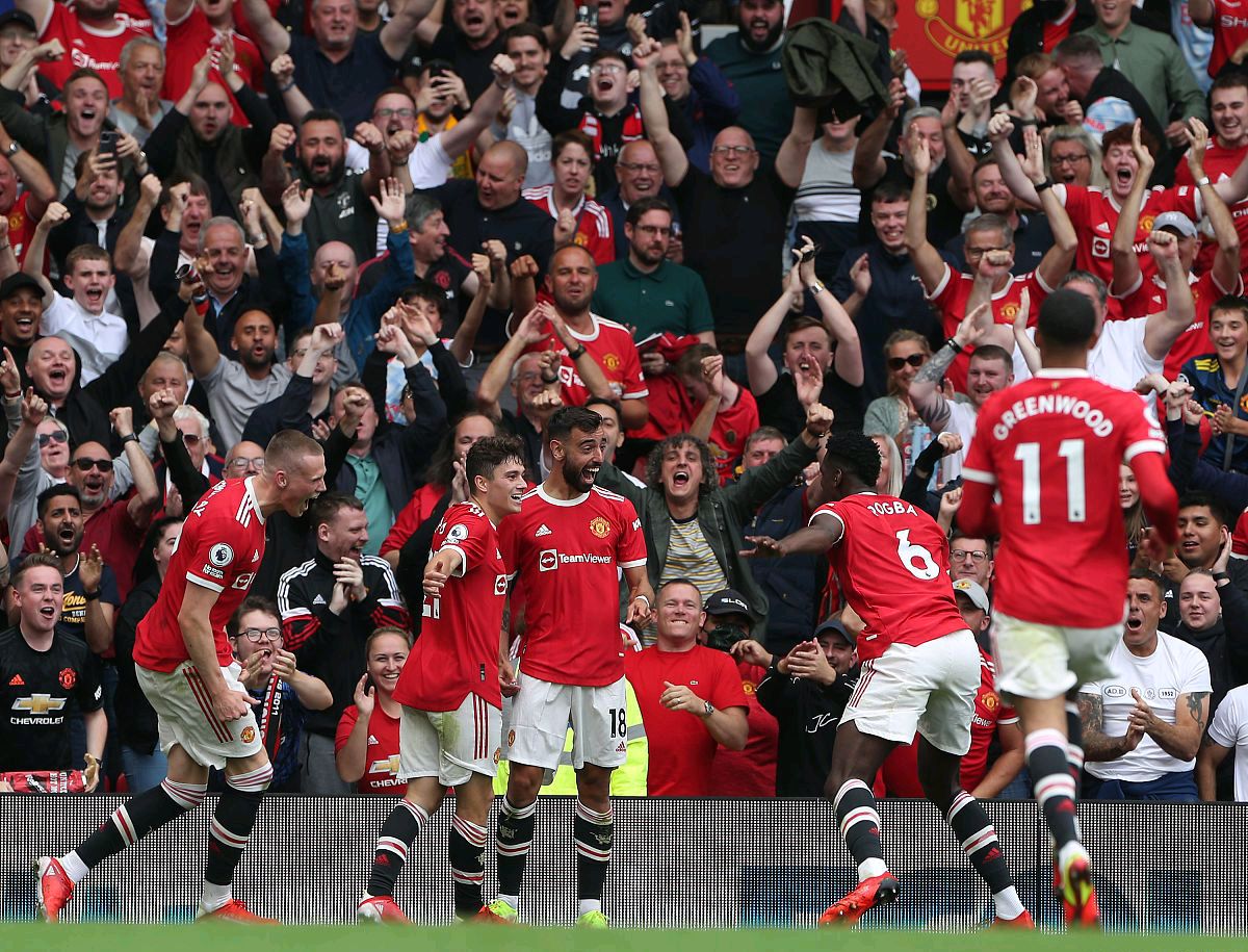 詹姆斯生涯关键时刻出手至少4次投篮的比赛，命中率达59%（詹姆斯职业生涯在关键时刻单场出手不少于4次时，投篮命中率达59%）