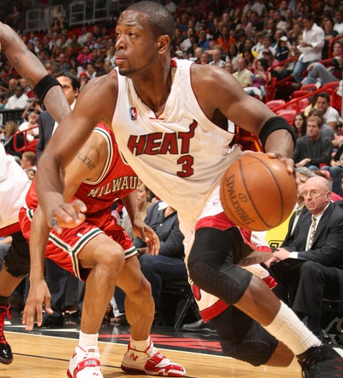 点球判罚引发赛后争议（赛后风波源于点球判罚）