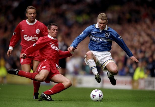 欧冠积分榜形势：拜仁阿森纳全胜，巴黎皇马遭首败，意甲陷危机（欧冠格局：拜仁阿森纳全胜领跑，巴黎皇马遭遇首败，意甲危机四伏）