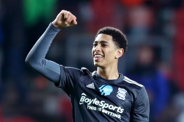 乌度卡：芬尼-史密斯将从替补打起，出场时间在15分钟左右（乌度卡透露：芬尼-史密斯将以替补出战，预计出场约15分钟）