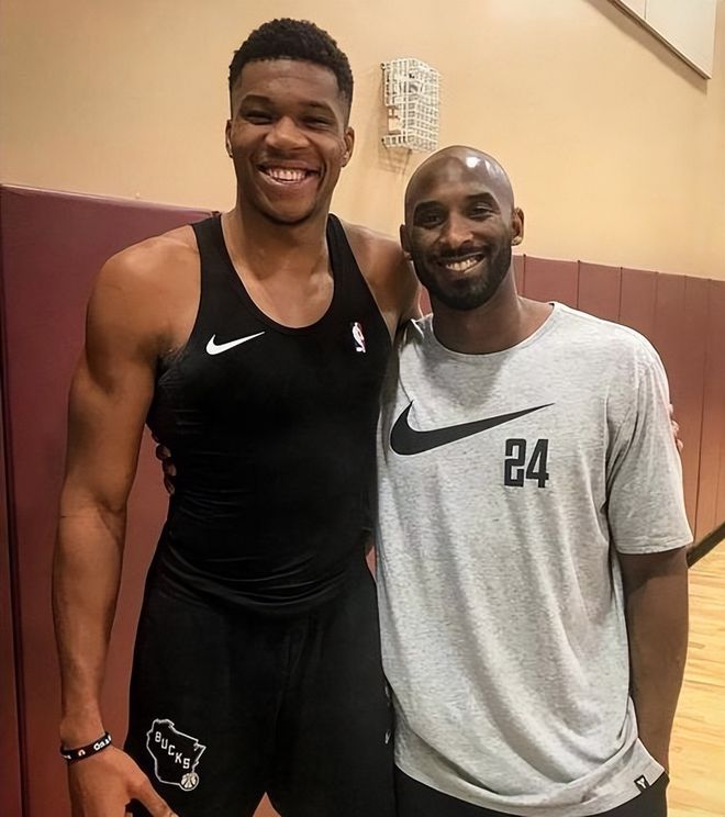 篮网今天赢雄鹿45分，追平队史最高单场净胜分纪录（篮网今日以45分大胜雄鹿，追平队史单场最大净胜分纪录）