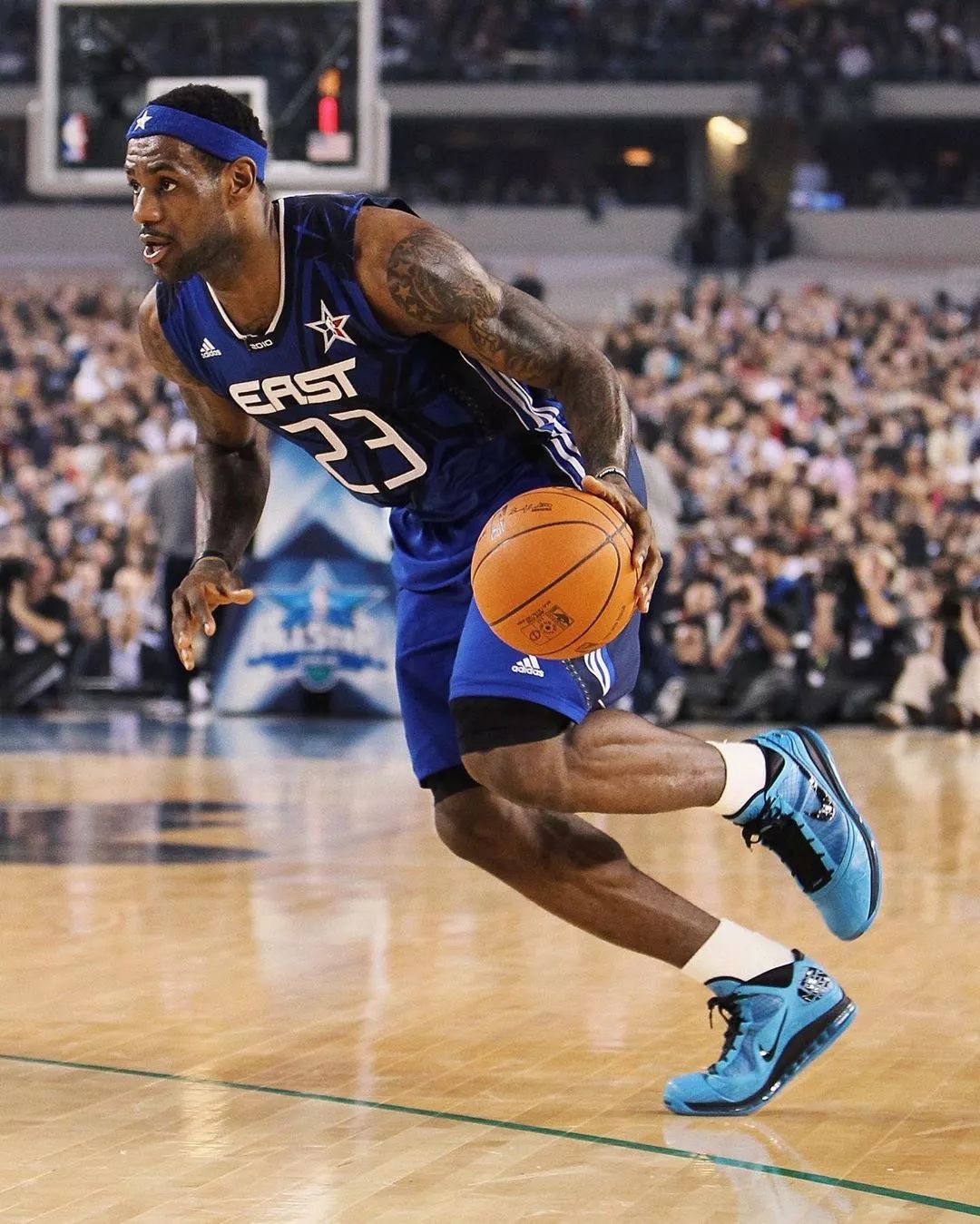 DO：伊萨克将返回英格兰并回归纽卡训练（伊萨克即将回英格兰，归队参加纽卡训练）