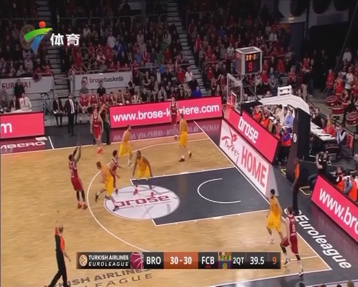 弗洛伦齐：在罗马时我们阵容很强，但对手是能拿100分的尤文（弗洛伦齐：罗马阵容不弱，无奈对手是能拿到100分的尤文）