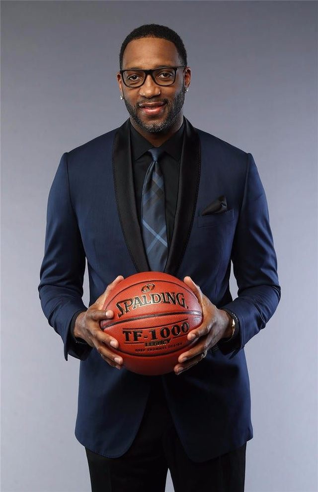 范德比尔特：湖人需自我反思以保持拼劲活力（范德比尔特：湖人需自我检视，方能维持斗志与活力）