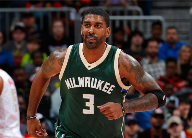 马德兴：足协上报3位外教候选；高层认为可借鉴男篮考虑土帅（马德兴：足协递交三名外籍主帅人选，高层拟借鉴男篮经验考虑本土教练）