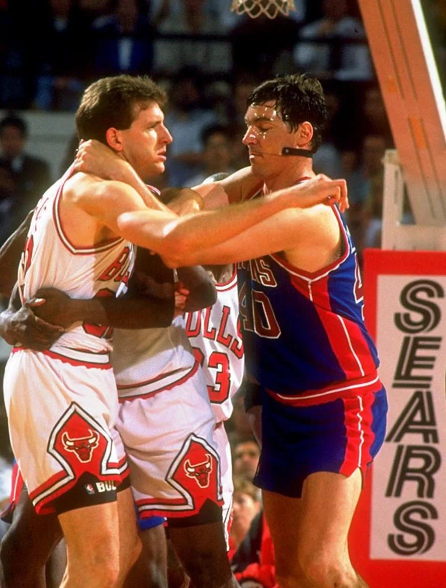 德转列希腊球员历史身价前10：马诺拉斯4500万第1，帕帕上榜（德转盘点希腊球员历史身价TOP10：马诺拉斯4500万居首，帕帕入围）