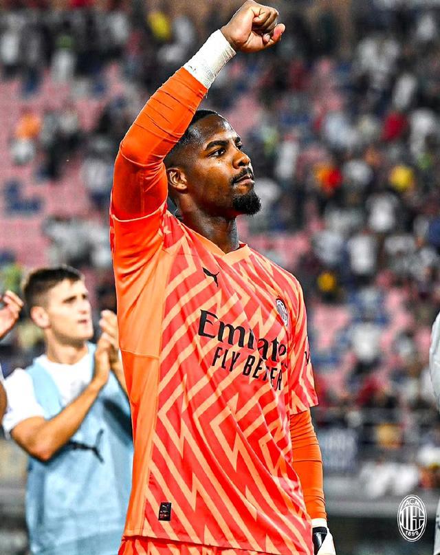 拉波尔特：亚马尔不该想太多；我想保持高水平参加明年世界杯（拉波尔特：亚马尔无需过度思考；我力争维持高水准征战明年世界杯）