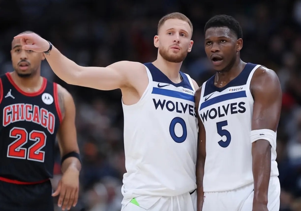 前巴萨高管谈亚马尔：要保持谦逊专注于足球，别相信一切赞美（前巴萨高层谈亚马尔：守住谦逊专注足球，别被赞美冲昏头脑）