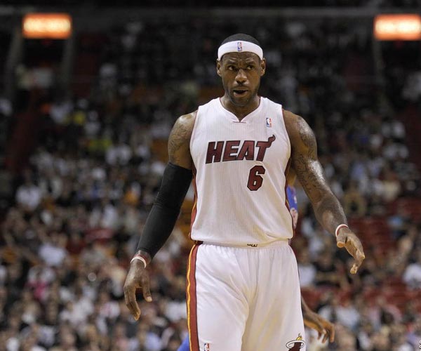 有望重返老东家，队报：可能签约之前，布纳-萨尔去梅斯训练（队报：布纳-萨尔签约前随梅斯训练，有望回归老东家）