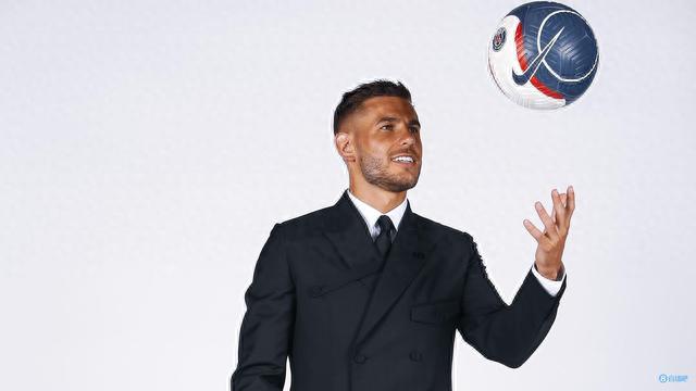 大举反击！鹈鹕第三节45-23净胜马刺22分 反超2分进入末节（鹈鹕第三节狂飙45比23净胜22分，末节前反超马刺2分）