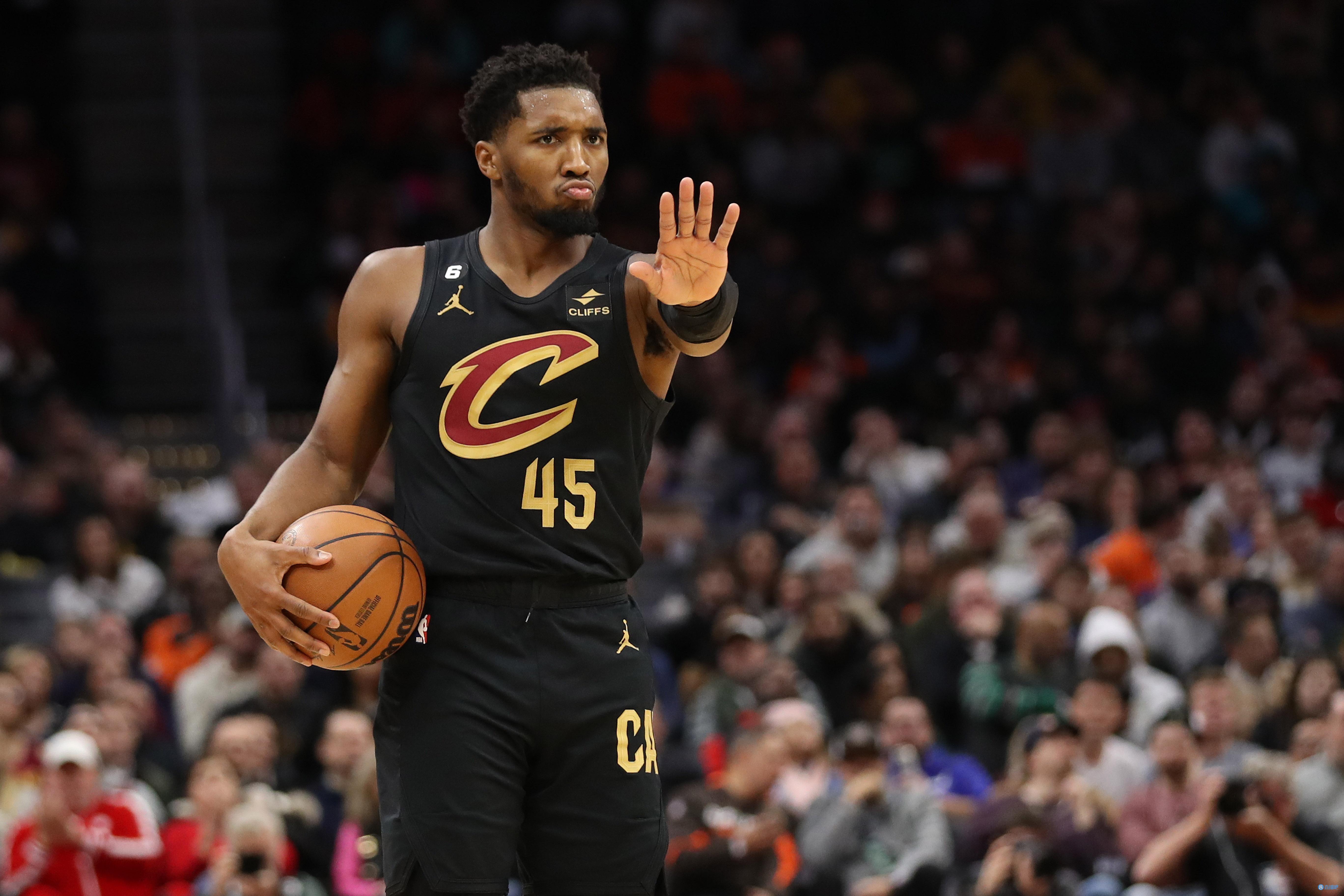 西甲战报：瑟洛特双响制胜，马竞2-0皇家奥维耶多联赛六连胜（瑟洛特梅开二度助马竞2-0胜皇家奥维耶多，联赛迎六连胜）