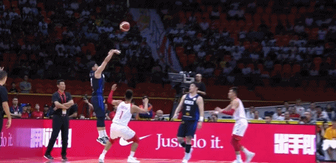 队史传奇！破坏者将为四冠王阿伯克罗姆比举办球衣退役仪式（致敬队魂！破坏者将为四冠王阿伯克罗姆比举行球衣退役仪式）