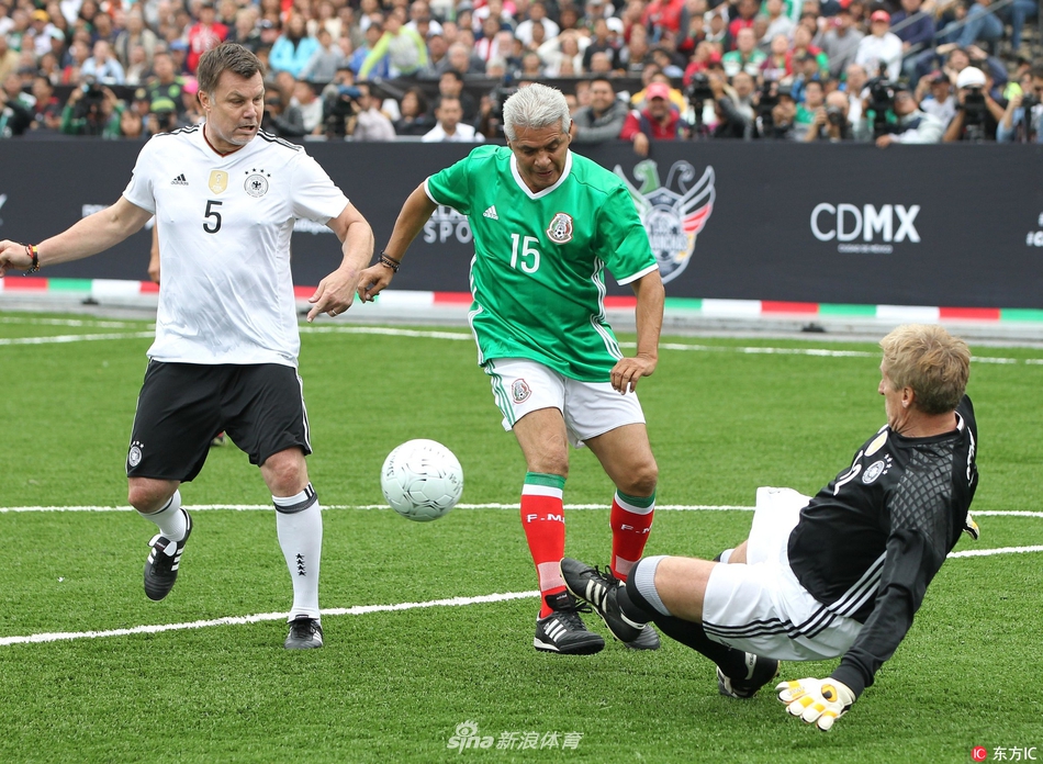 在首发情况下连续6场欧冠进球，哈兰德职业生涯第二次做到（哈兰德职业生涯第二次达成首发连续6场欧冠破门）